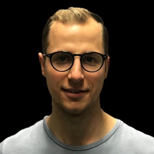 Rowan Van Tromp logo