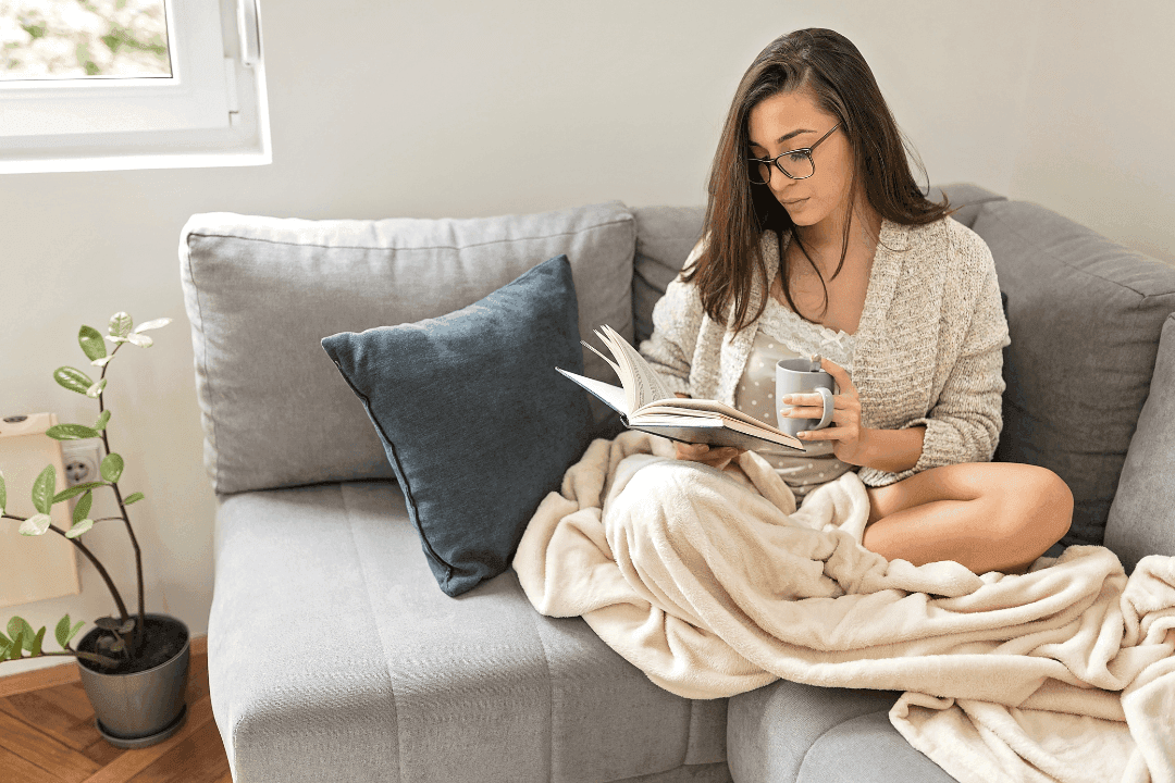 LiveCosts: World Book Day - Recommended Reads from Leaders in the Accounting Industry logo